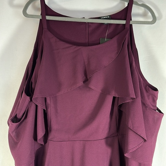 Torrid Purple Tulip Cold Shoulder Georgette Ruffled Dress NWT - Picture 4 of 7